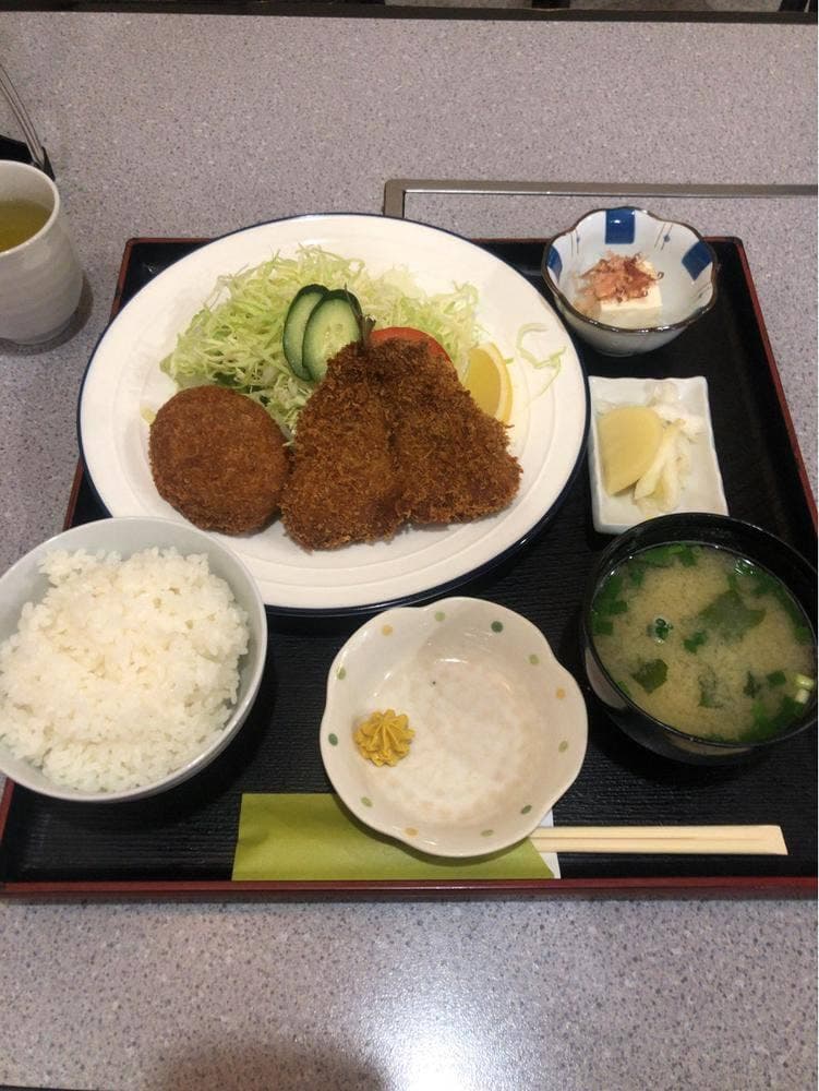 日浦屋