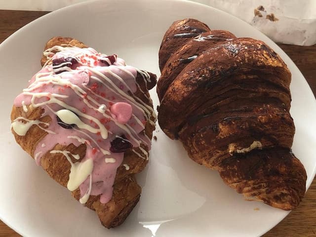 クロワッサン専門店 みかづき - サブ画像1