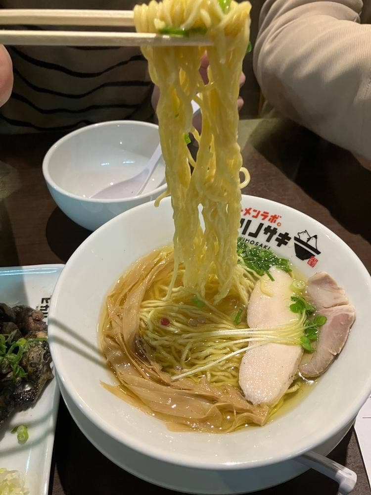 ラーメンラボ ヒカリノサキ