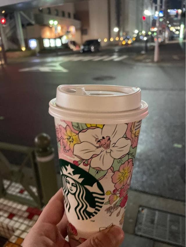 スターバックス コーヒー 三宮磯上通店 - サブ画像2