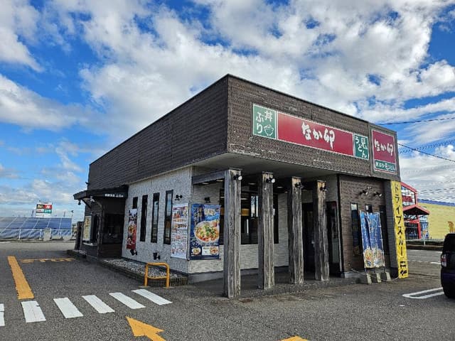 なか卯 472号射水店 - サブ画像1