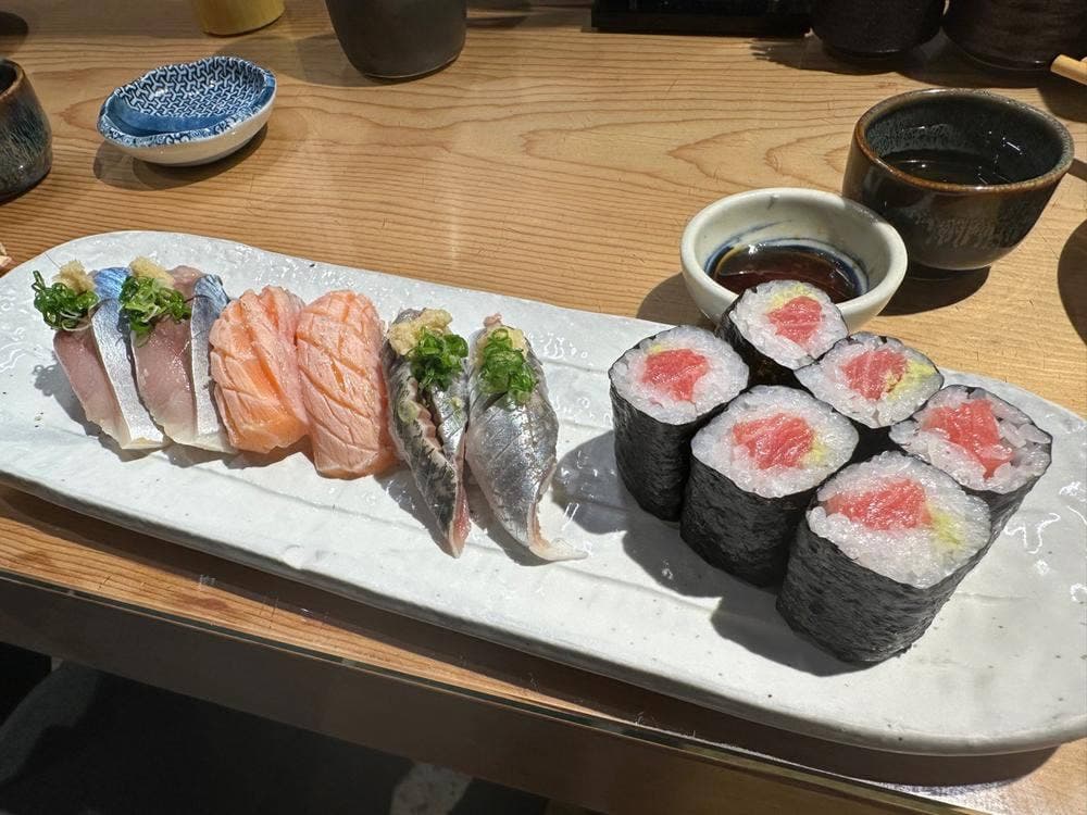 すしの助 北浜店