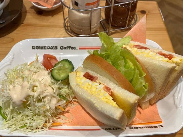コメダ珈琲店 ヴィアイン広島新幹線口店 - サブ画像1
