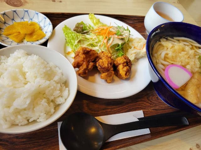 かめや食堂 - サブ画像3