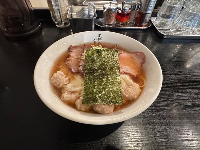 支那ソバ 小むろ - サブ画像3