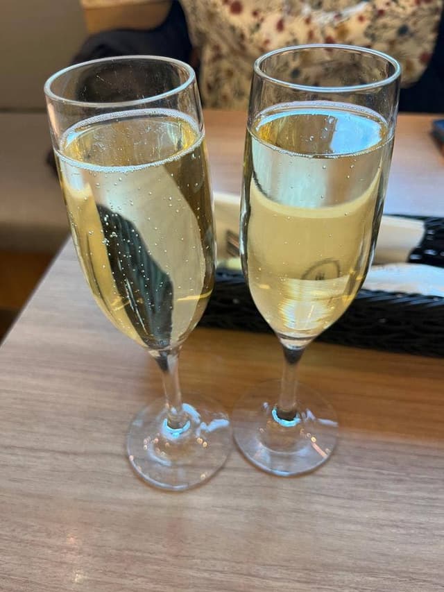 サラベス 東京店 - サブ画像1