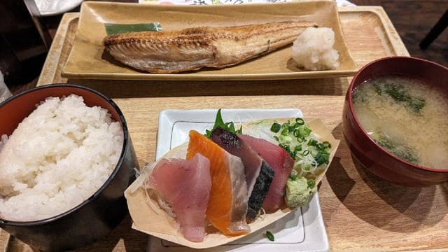 魚豊 - サブ画像2
