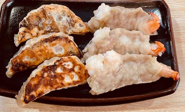 餃子飯店 - サブ画像1
