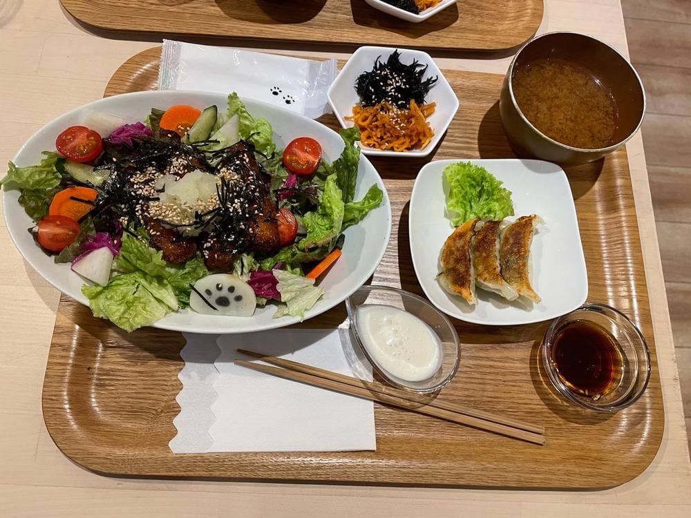Cafe むすび 心と心を結ぶ 癒しの空間