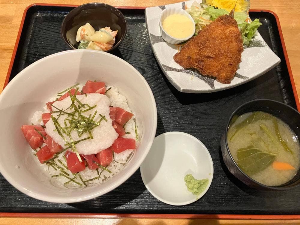 Japanese Dining RAZZ