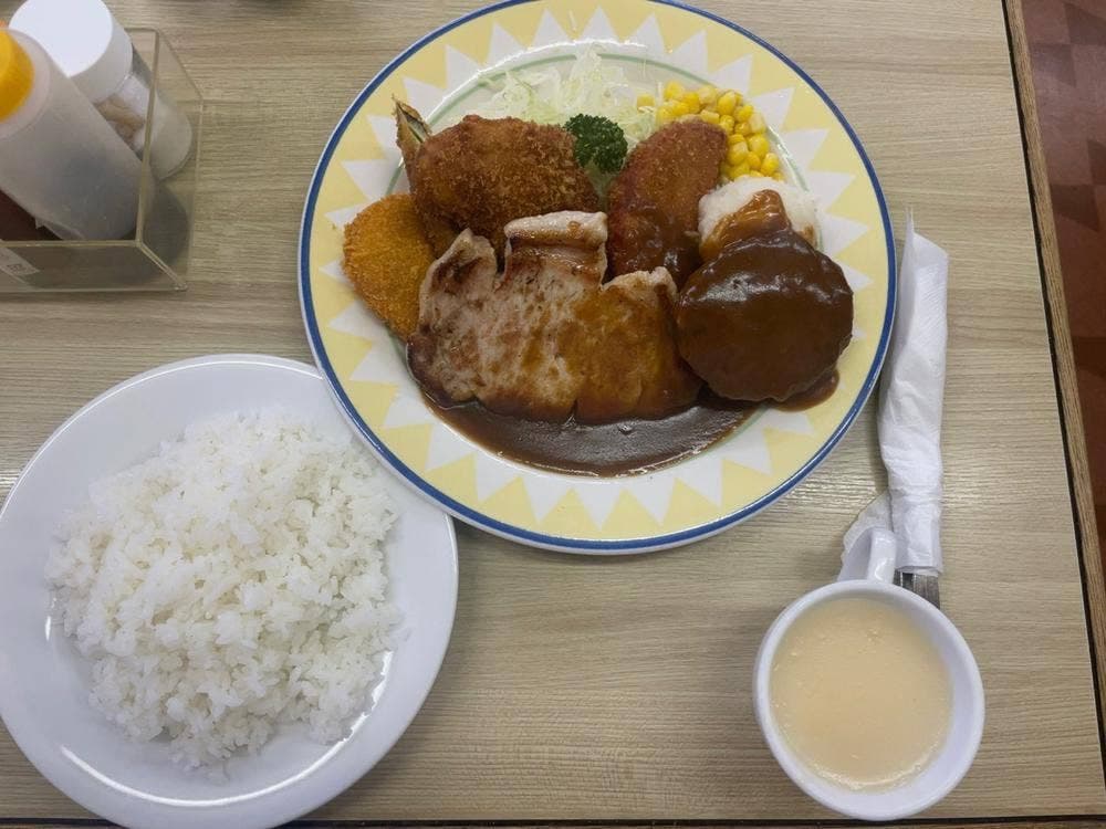 洋食 ZORO