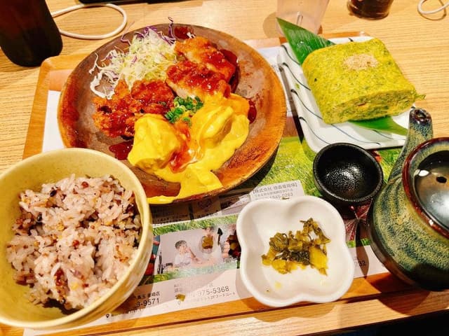 鳥と卵の専門店 鳥玉 泉崎店 - サブ画像1