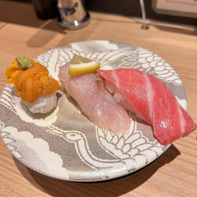 北陸金沢回転寿司 のとめぐり - サブ画像2