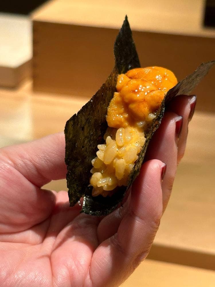 鮨 やくしどう
