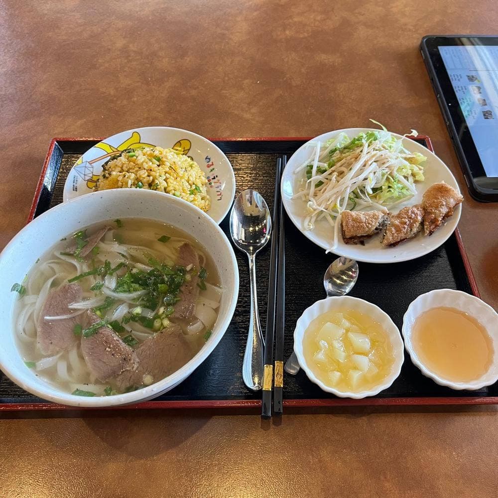 ベトナム料理 86LET’S GO