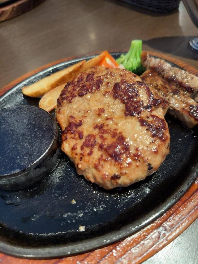 ステーキのあさくま 武蔵小杉店 - サブ画像3