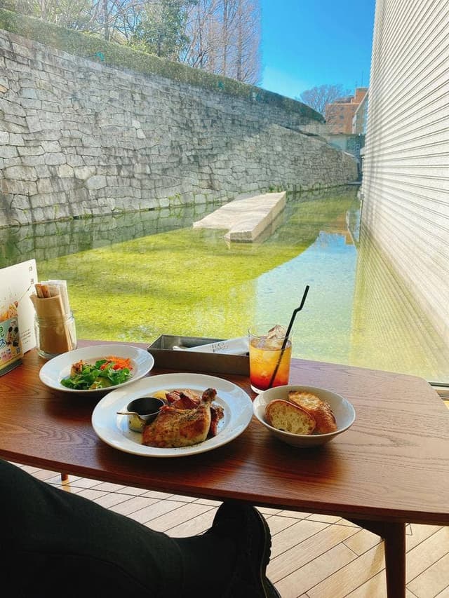 100本のスプーン 東京都現代美術館内 - サブ画像3