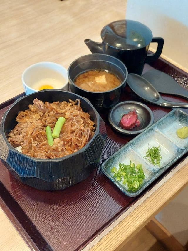手巻きとまぶし いっしょうめし 本店 - サブ画像1