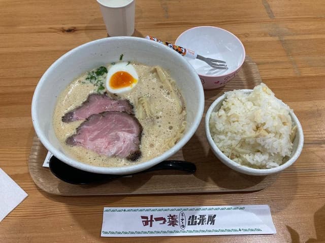 ラーメン家 みつ葉 ミ・ナーラ出張所 - サブ画像2