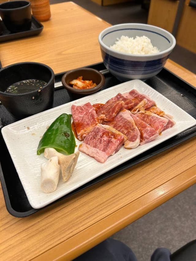 幸せの焼肉食べ放題 かみむら牧場 横浜鶴見駒岡店 - サブ画像3