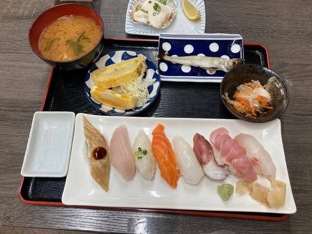 市場食堂 豊浜漁港 - サブ画像3