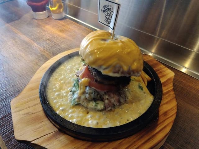 Upit's Burger 南草津店 - サブ画像3