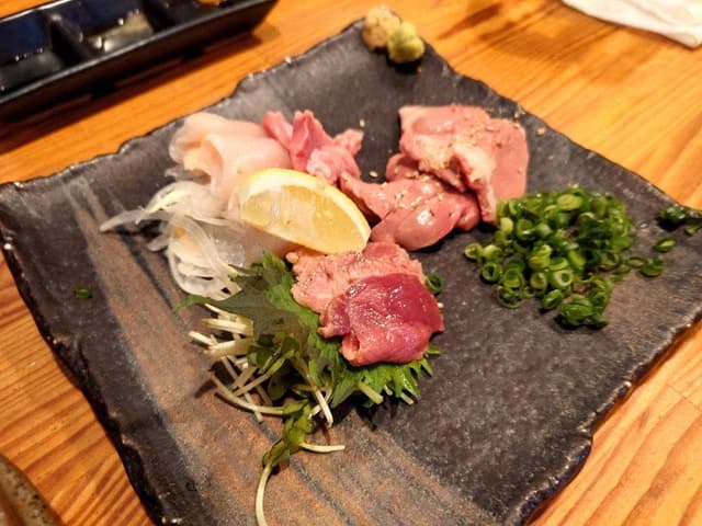 闘鶏 本店 - サブ画像1