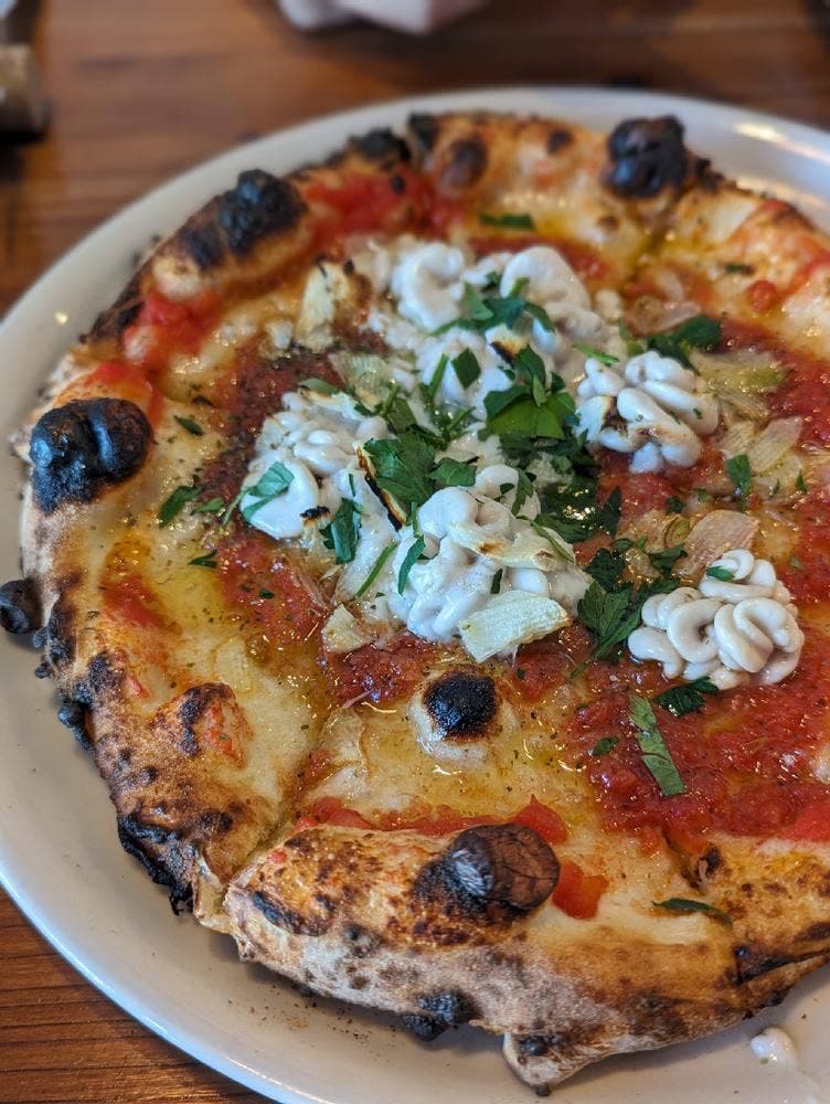 PARADISE PIZZA 湘南 藤沢