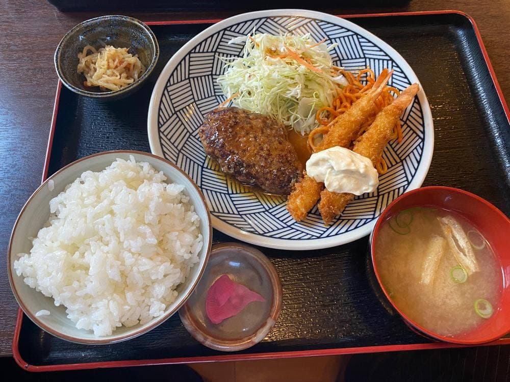 ドライブインえんや