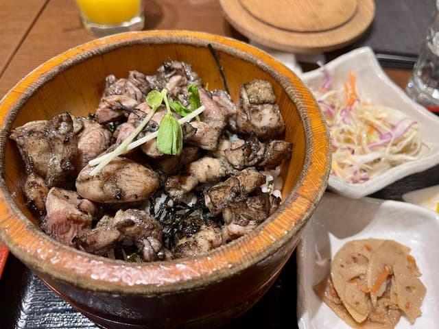 もも焼き 伴鳥 JR博多シティ - サブ画像1