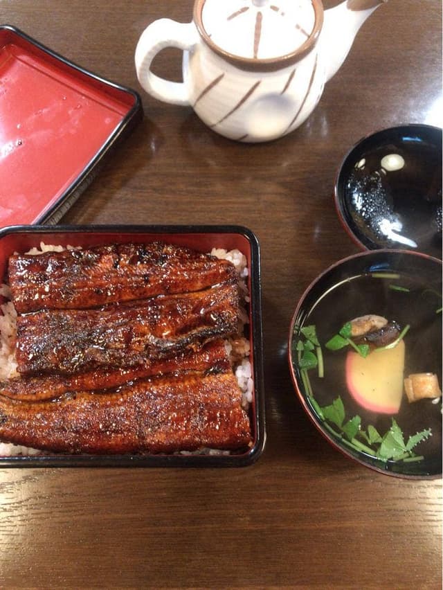 うなぎ料理 山品 - サブ画像1