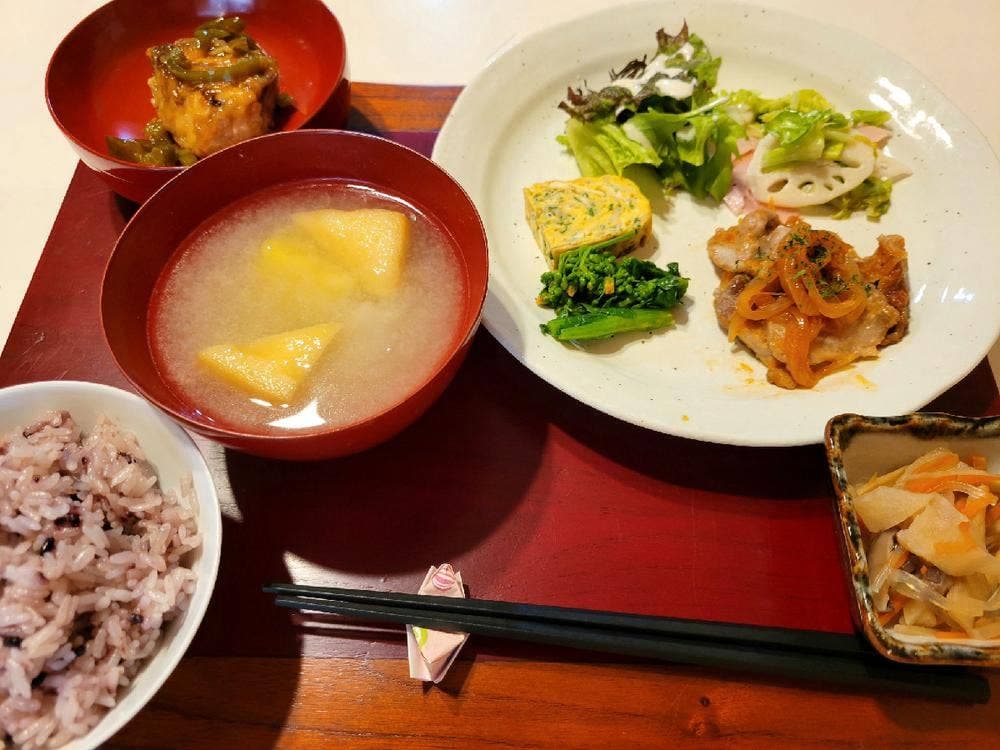 小田の駅 風と土びと