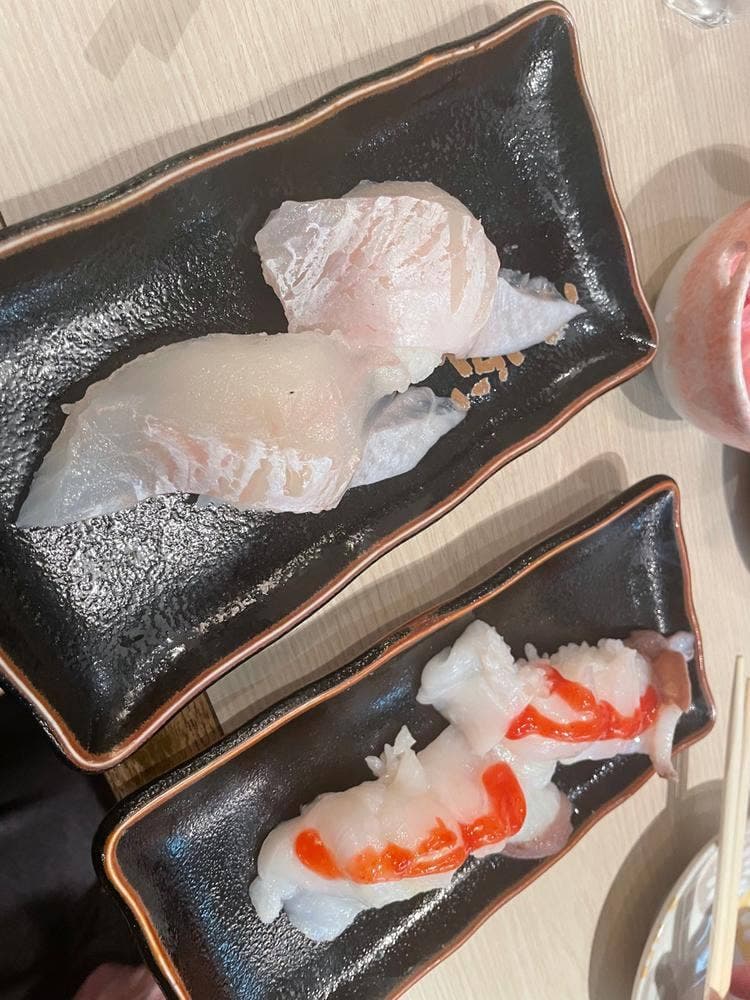 元祖ぶっち切り寿司 魚心 本店