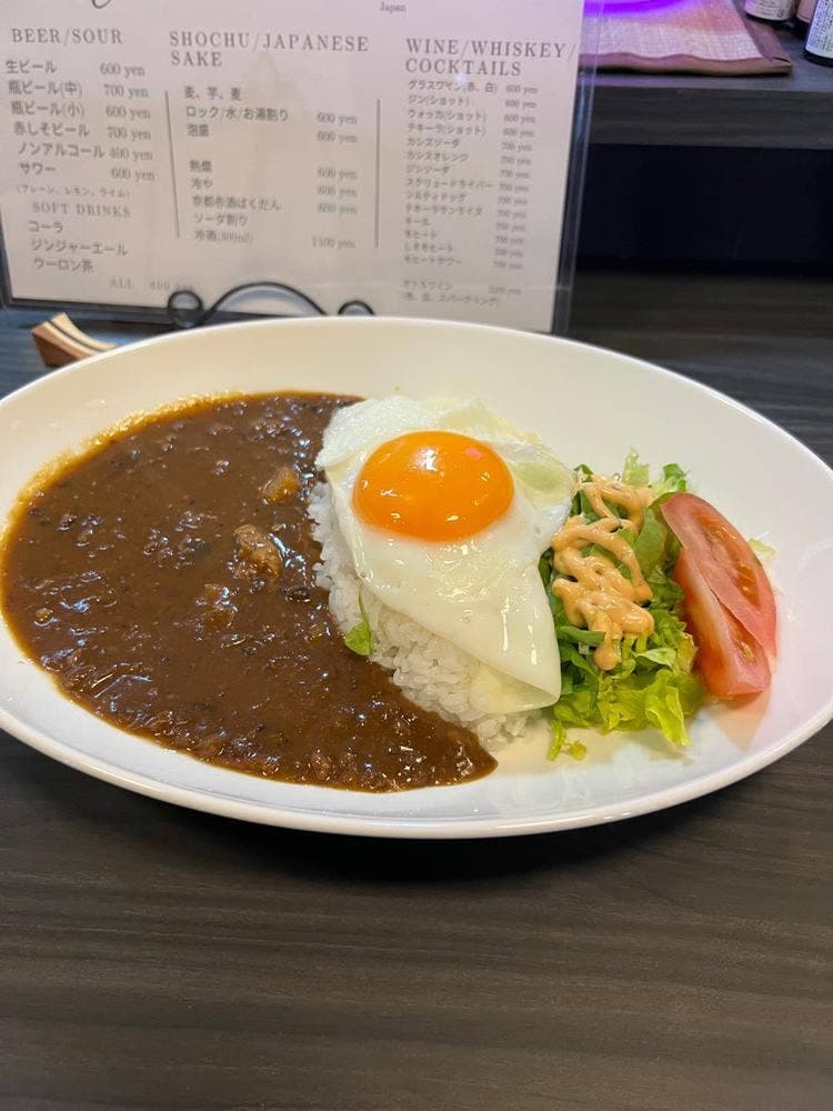 Dining Bar 海辺の猫