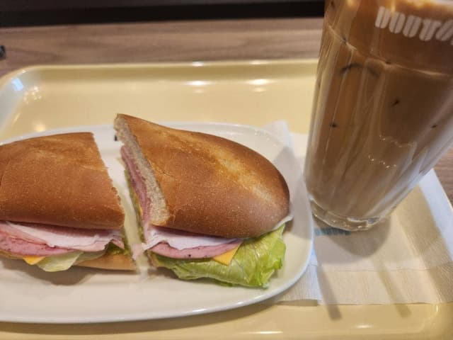 ドトールコーヒーショップ スーパービバホーム本庄店 - サブ画像1