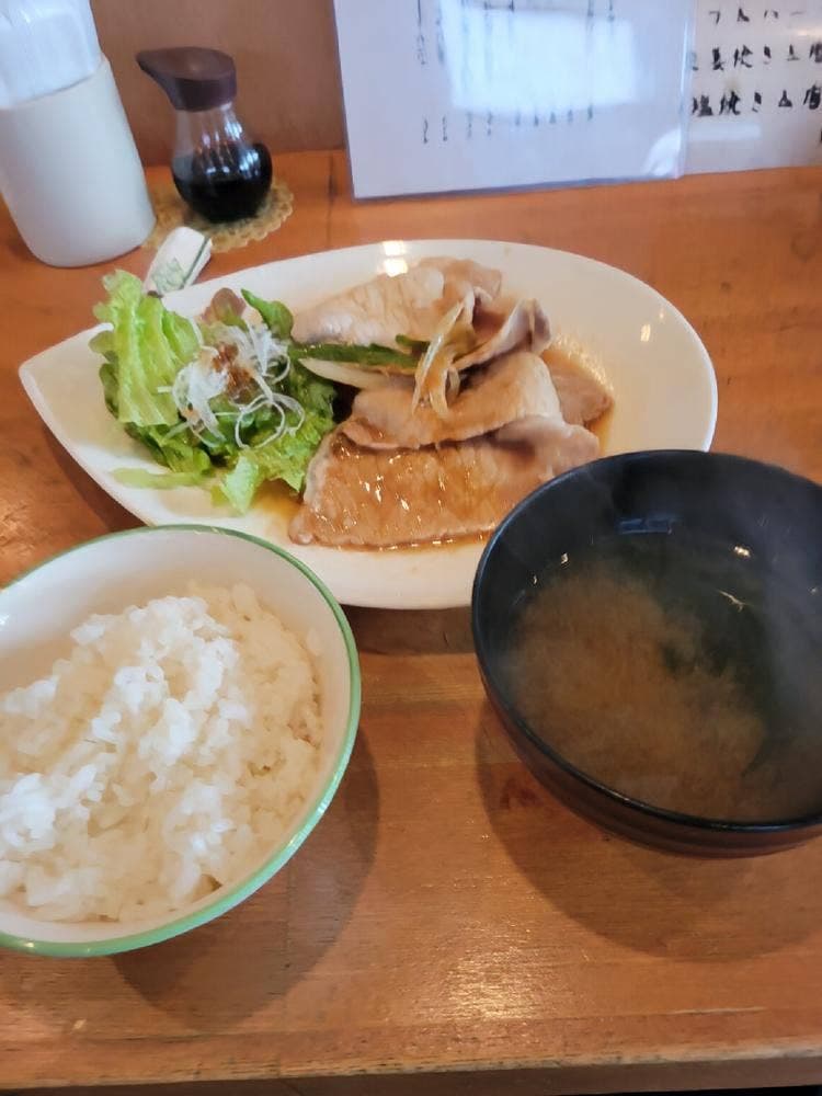 焼魚と家庭料理 つばき食堂