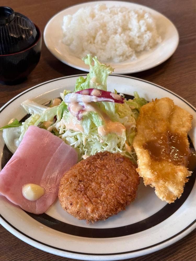 レストラン 辻川 伏見店