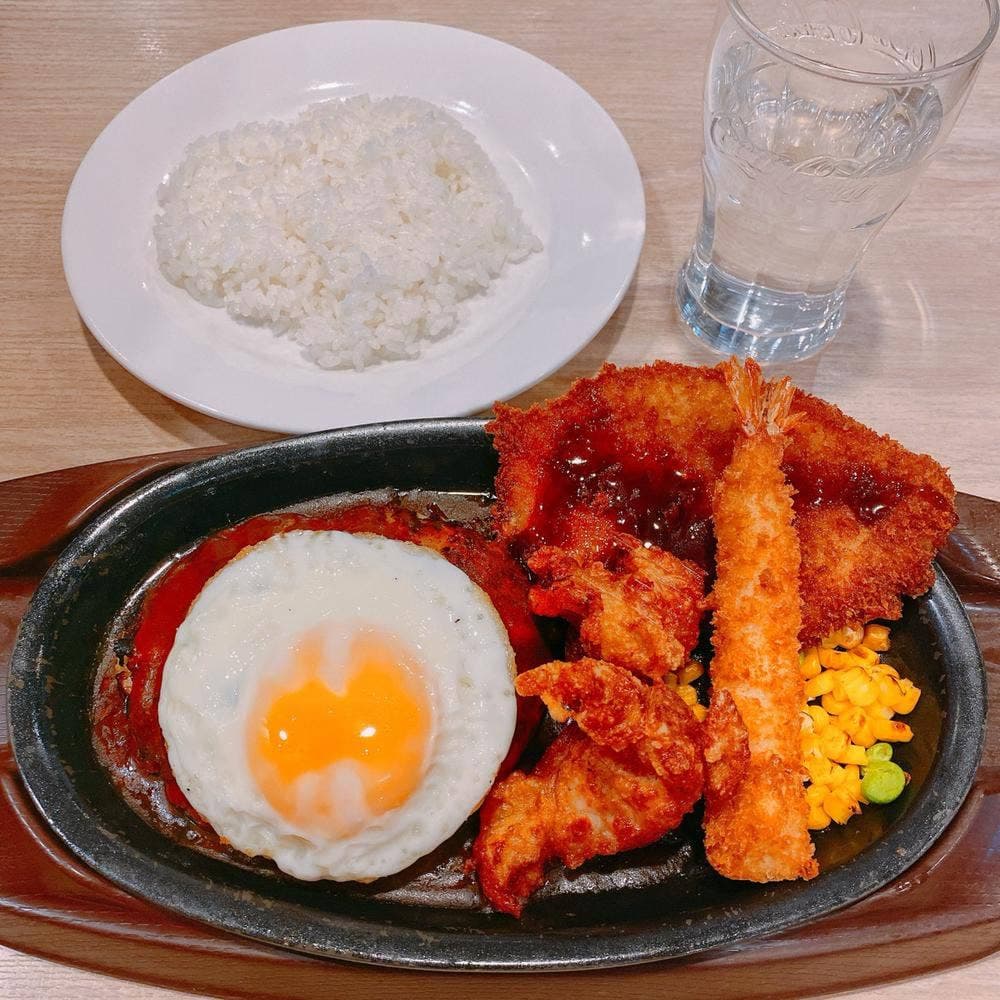 ガスト 平塚駅前店