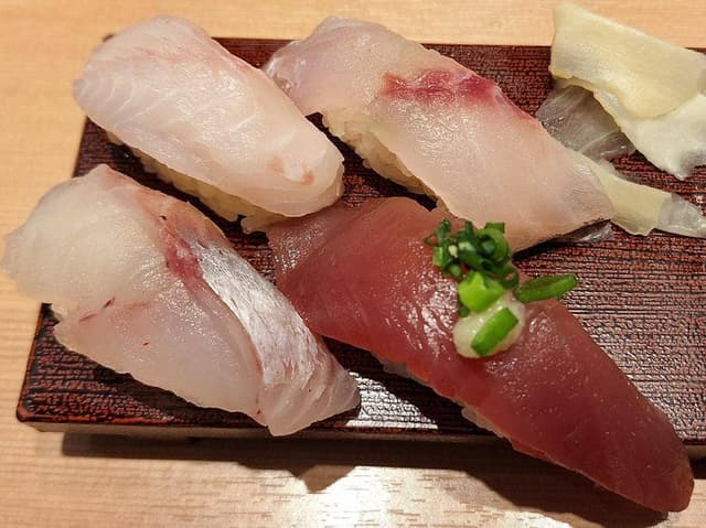 魚力寿司 池袋イケチカダイニング店 - サブ画像1