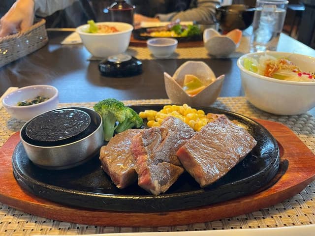 高千穂牛レストラン和 - サブ画像1