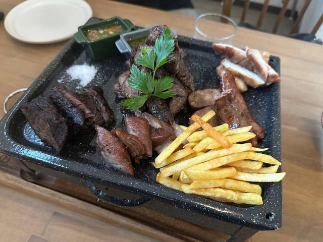 Mi Argentina ～アルゼンチンのお肉リョウリ～ - サブ画像3