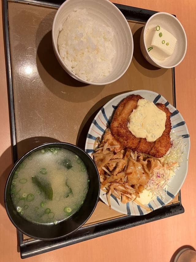 やよい軒 栄四丁目店 - サブ画像1