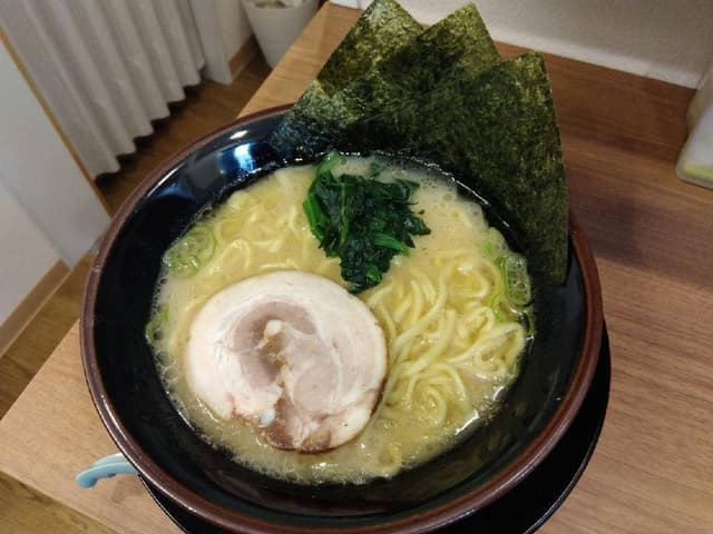 家系ラーメン 京都夢現家 八条口駅前店 - サブ画像1