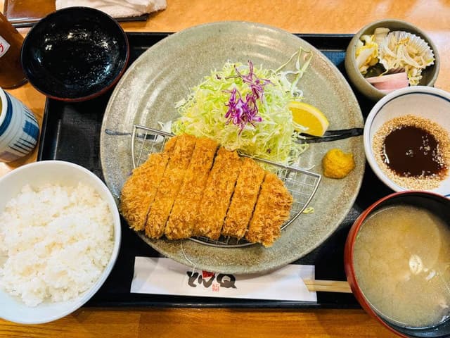 とんかつとんQ 春日部店 - サブ画像1