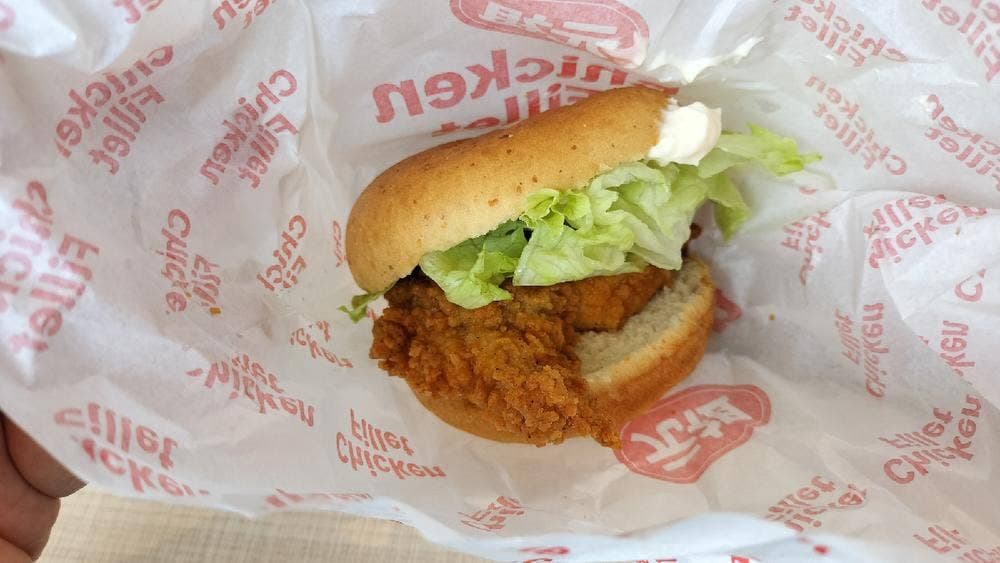 ケンタッキーフライドチキン 与那原店