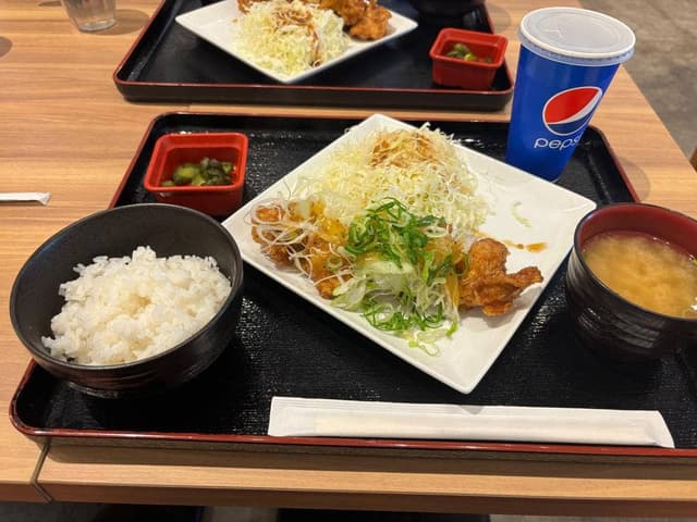 からあげ、定食、丼 がブリチキン。土岐プレミアムアウトレット店 - サブ画像3