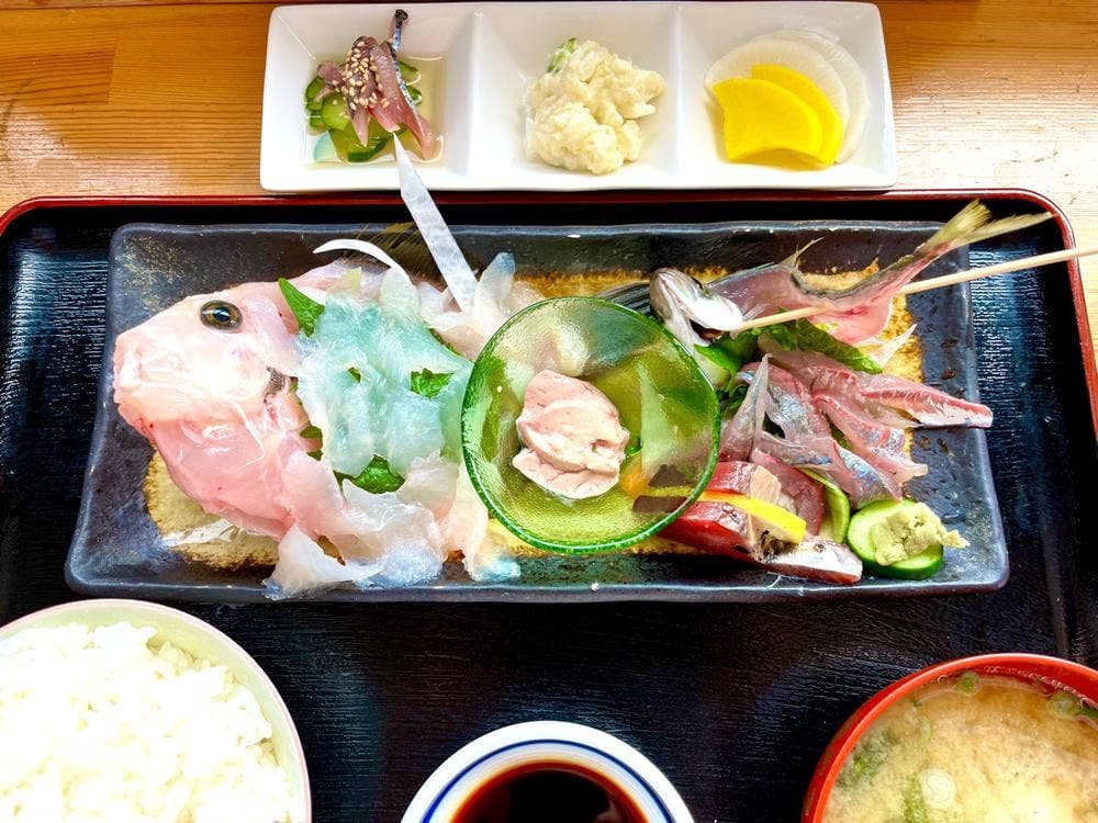 お食事処 多魯
