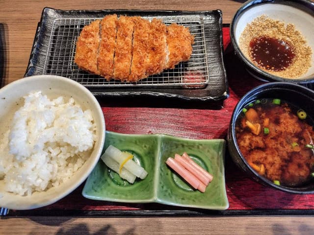 とんかつ新宿さぼてん ラスカ平塚店 - サブ画像1