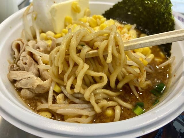 らーめんダイニング ど・みそ 中山競馬場店 - サブ画像3