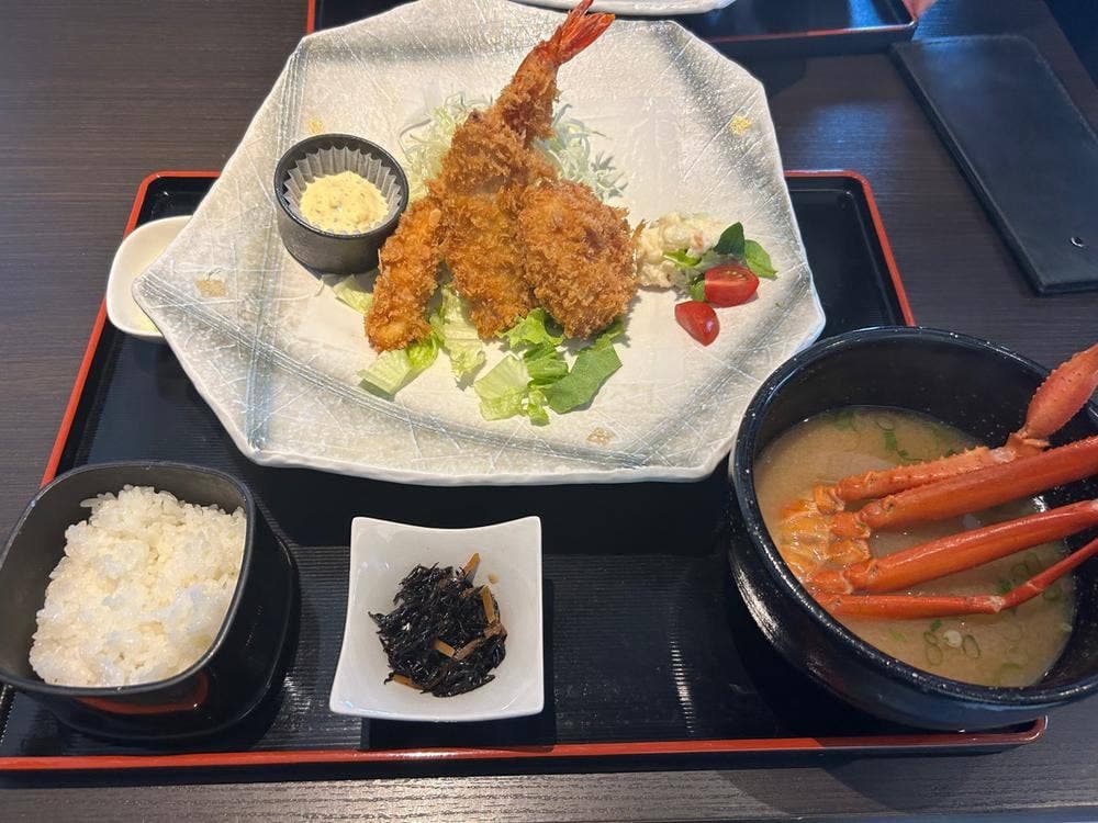 わらべ菜魚洞